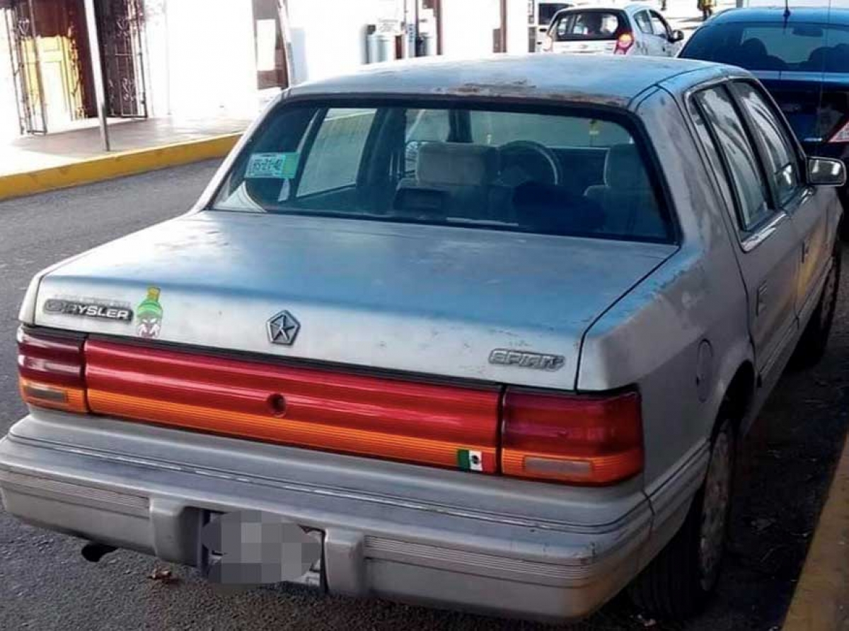 Robo de auto afuera de domicilio