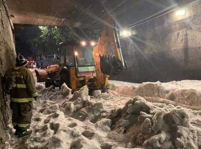 Fuertes lluvias en Tlalnepantla