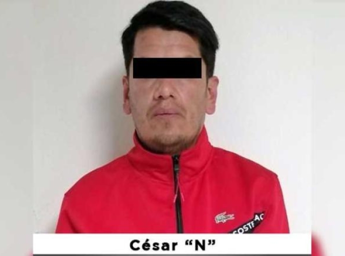 Detienen a sujeto se robó playeras del ClubToluca