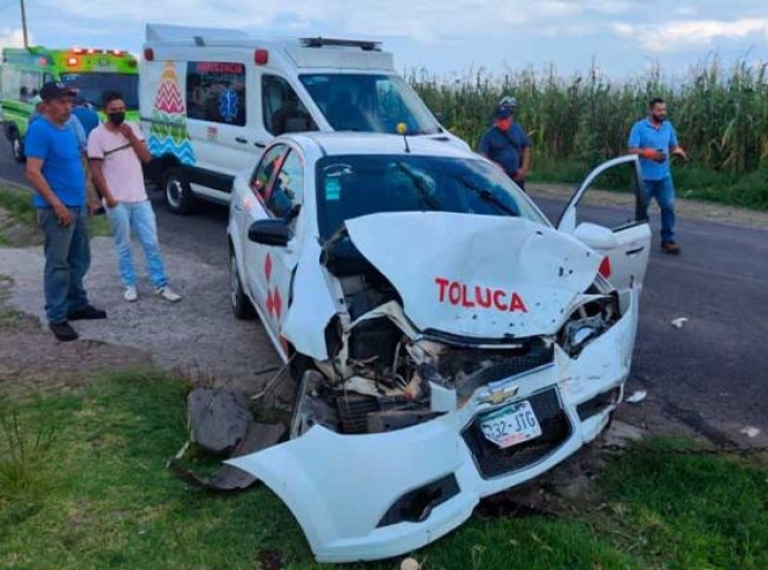 Ciclista provoca aparatoso choque