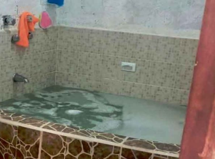 Hallan a jovencita ahogada en una tina de baño