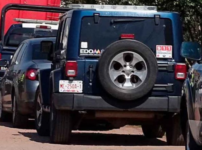 Atacan a puñaladas a dos jóvenes en Zinacantepec