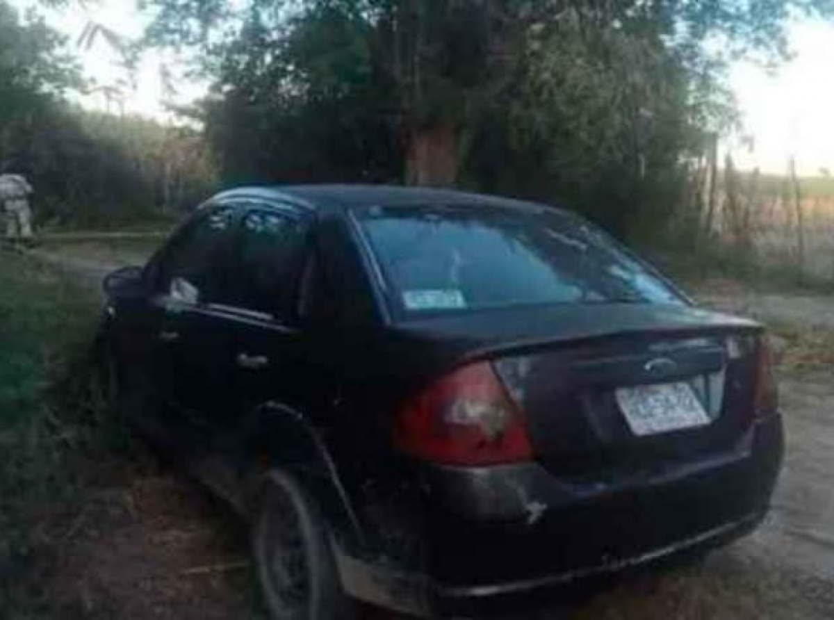 Hallan cadáver en cajuela de auto