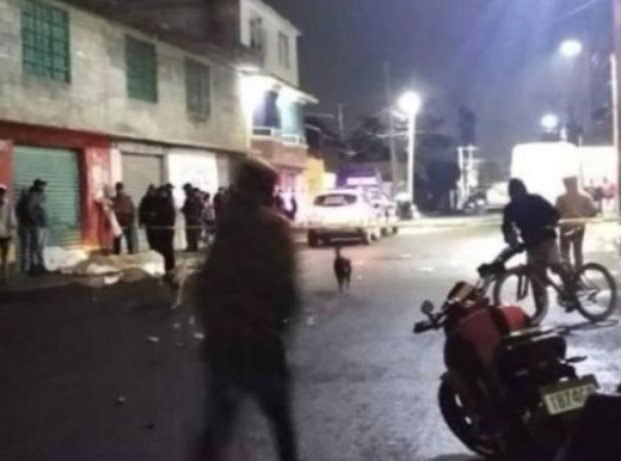 Murió a balazos en calles
