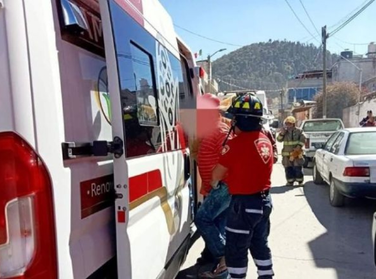 Rescatan a tres personas intoxicadas dentro de una cisterna