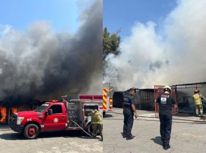 Arde bodega de autos