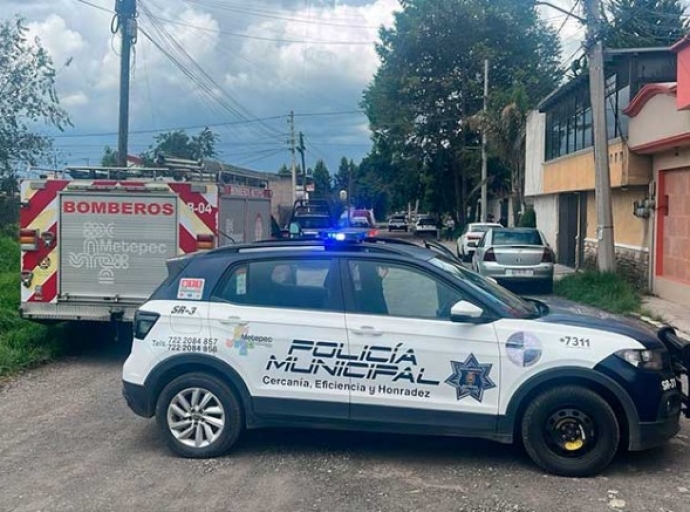 Catean casa en busca de restos humanos
