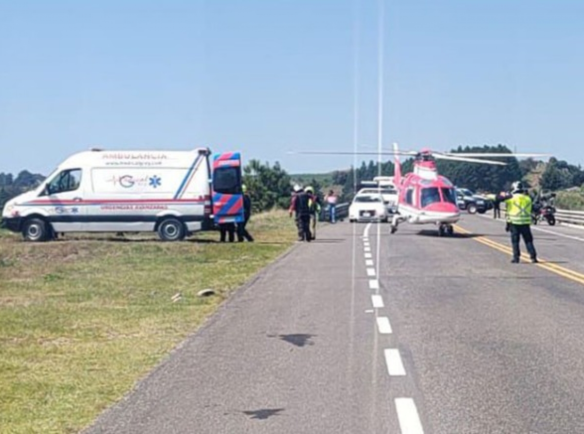 Mujer ciclista en estado crítico tras accidente 