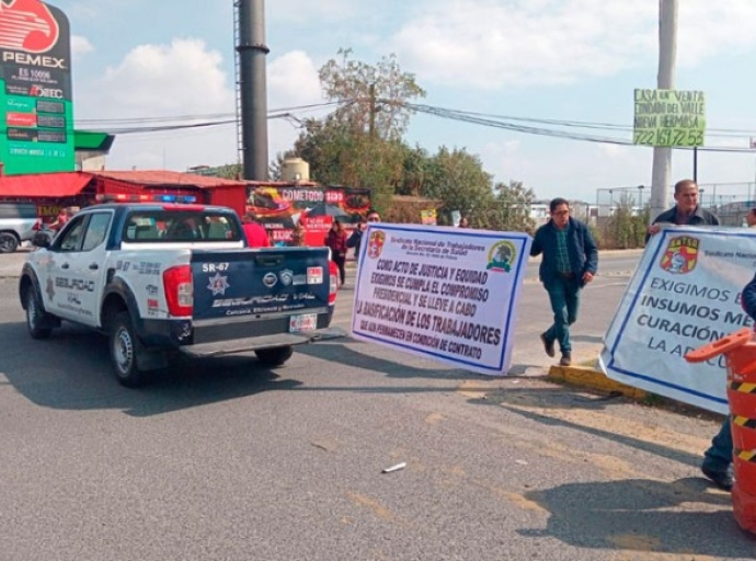 ¡Precaución! Trabajadores de la salud bloquean vialidades 