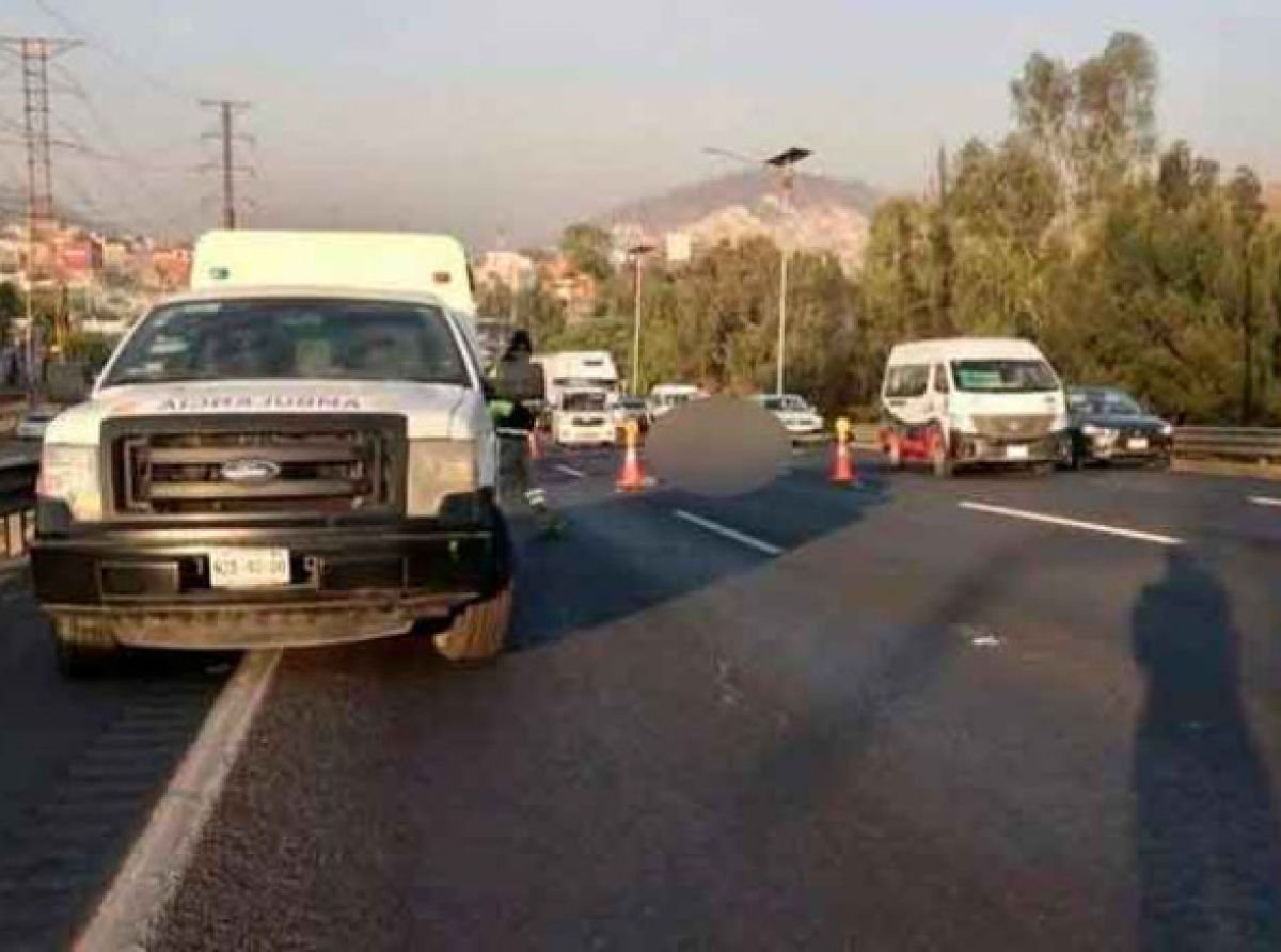 Muere mujer atropellada por autobús 