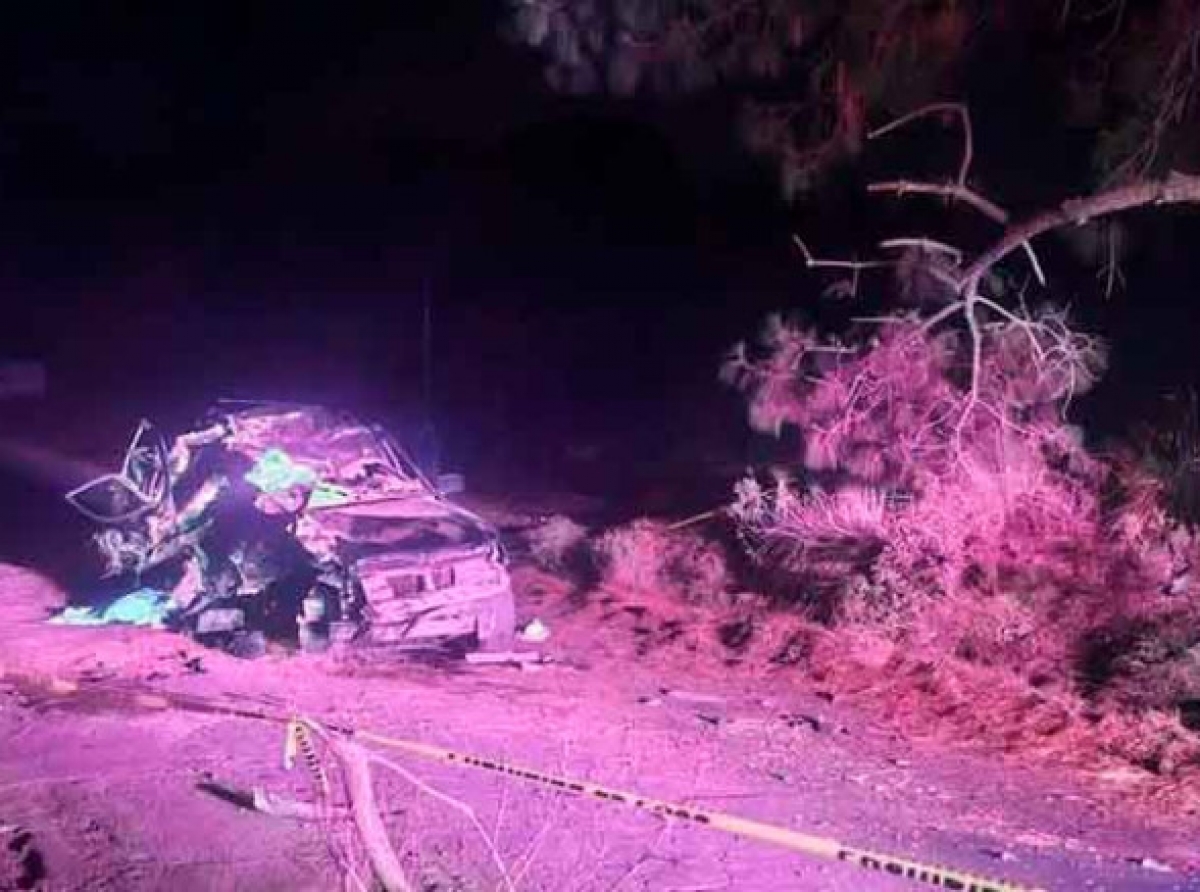 Muere adolescente en brutal choque