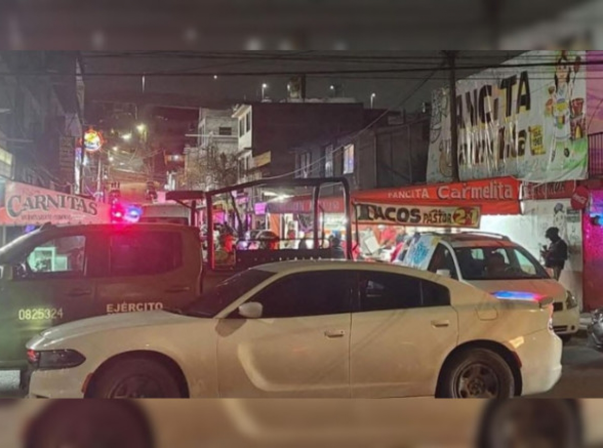 Matan a tres frente a marisquería de Tlalnepantla 